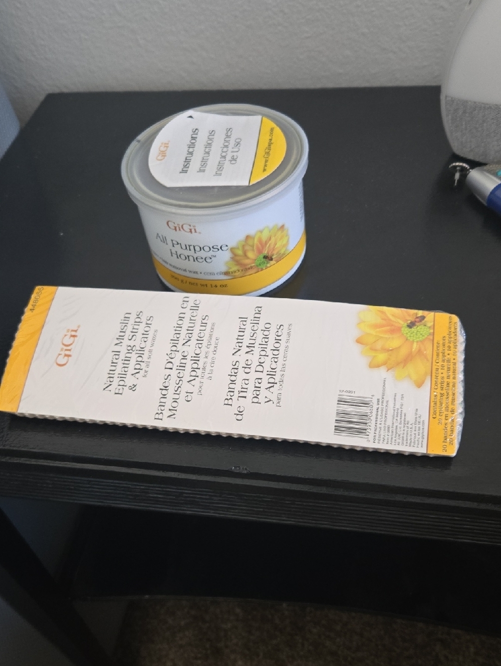 GiGi All Purpose Honee Wax & Muslin Strips - Yellow